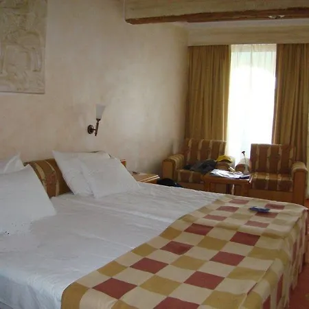 Hotel Defne Garden